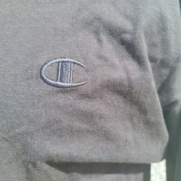 MEN'S Champion Authentic Tshirt. Size Large. - Picture 5 of 5